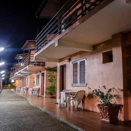 Apart Hotel Natural Del Dayman サルト エクステリア 写真